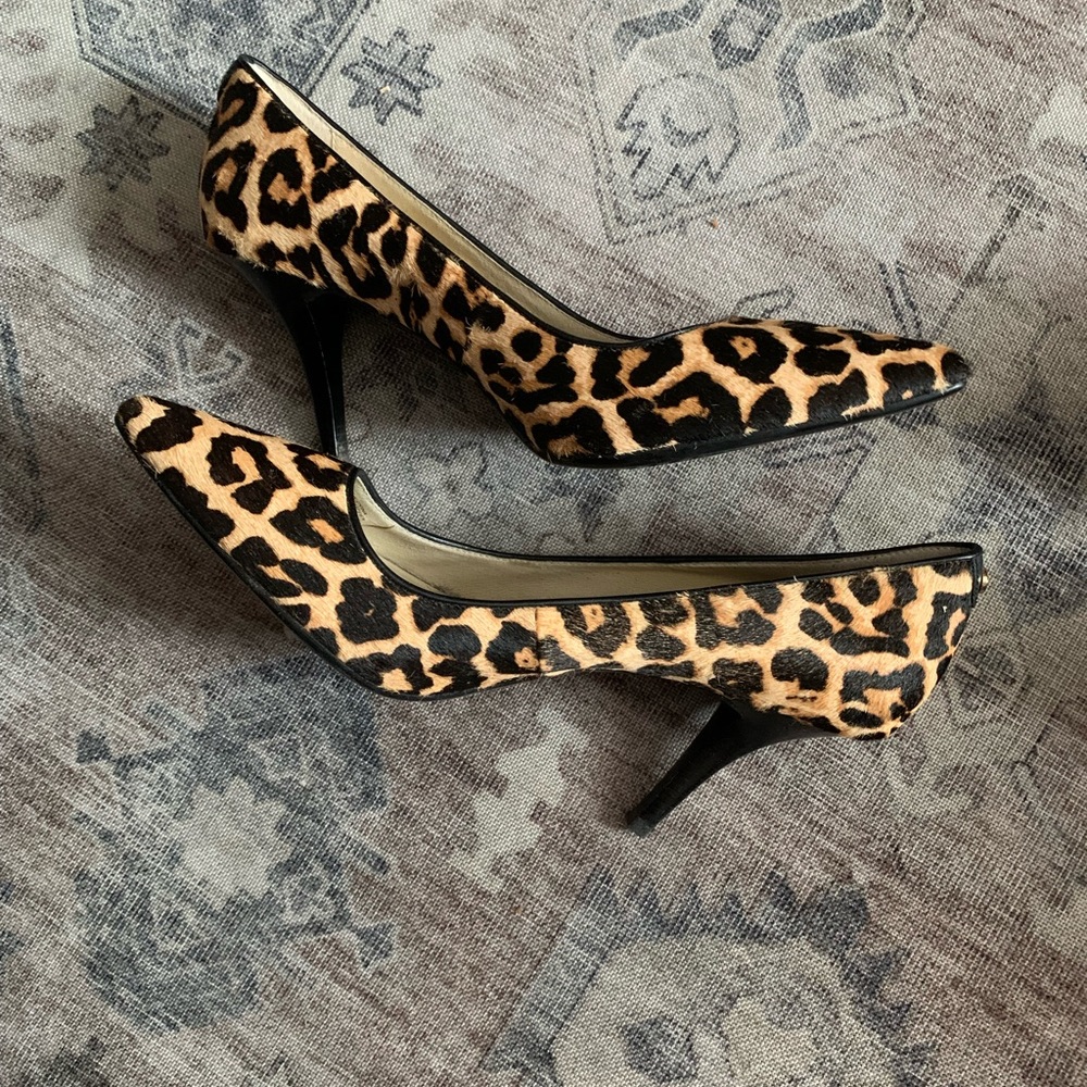 Michael Kors Gretel Leopard Print Pumps
